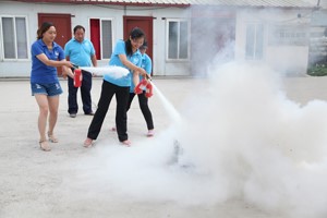 河南天成鸽业举行消防演练活动